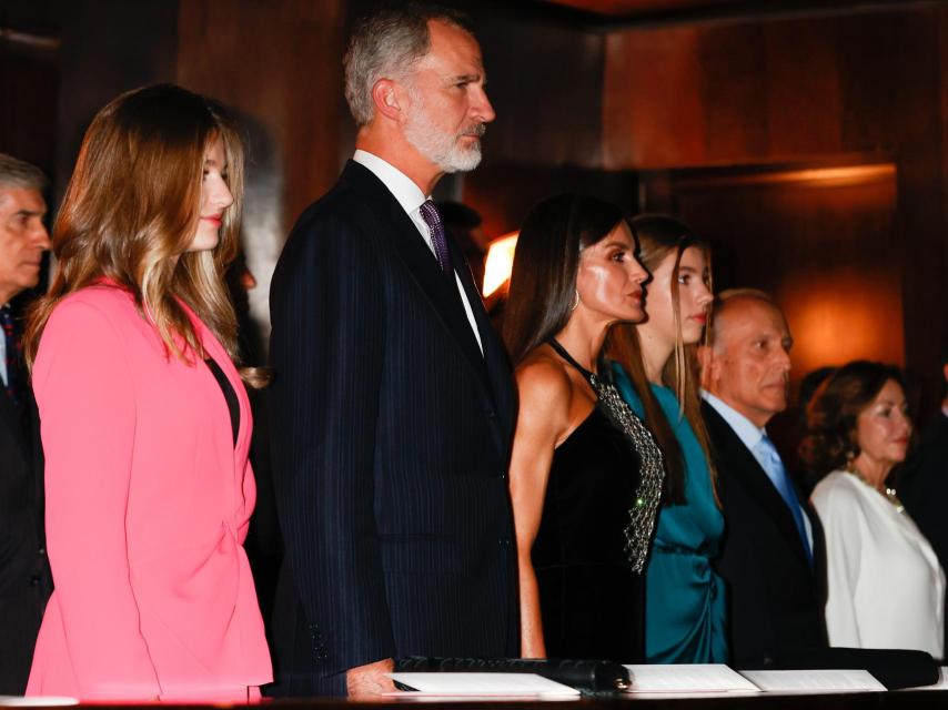La Familia Real en el palco de honor del Auditorio Príncipe Felipe de Oviedo.