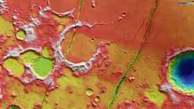Imagen topográfica coloreada de las fosas de cerbero. ©ESA/DLR/FU Berlin, CC BY-SA 3.0 IGO