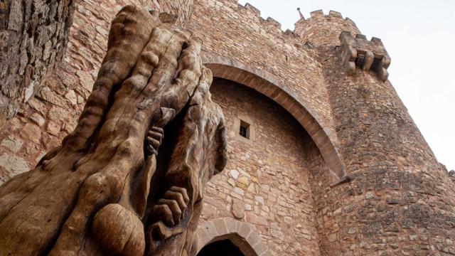 La talla en madera 'Confinamiento de la reina Juana en Tordesillas' ya está en Sigüenza (Guadalajara)