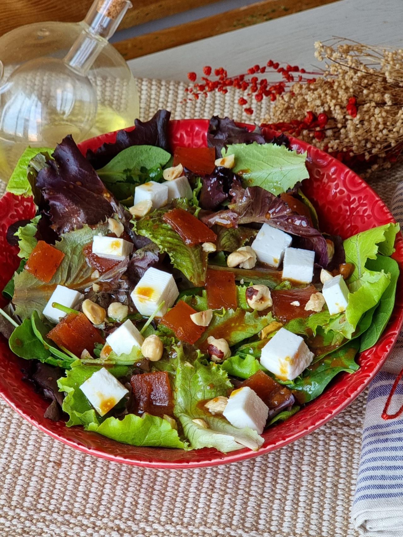 Ensalada De Membrillo Y Queso Con Una Vinagreta Que Se Convertirá En Tu ...