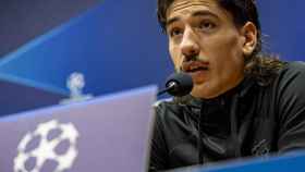 Héctor Bellerín, en rueda de prensa de la Champions League 2022/2023