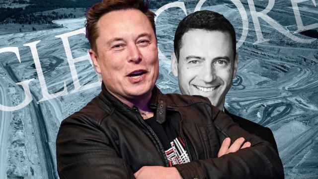 Elon Musk y el logo de Glencore