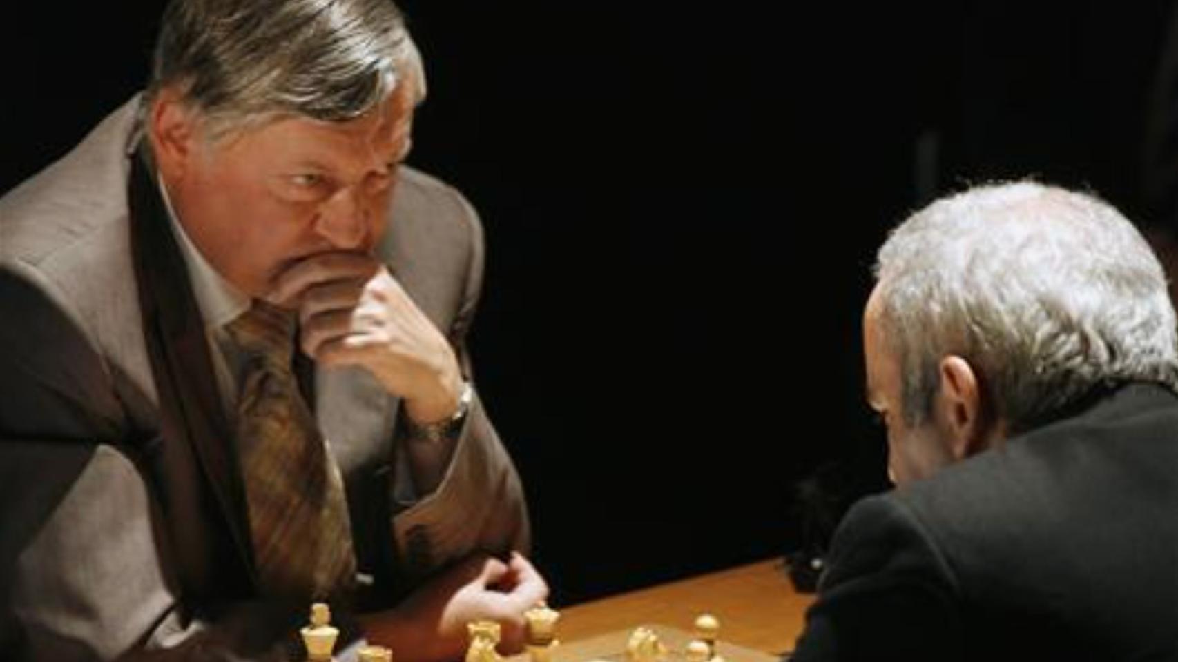 Anatoly Karpov no hospital em coma induzido: ex-campeão mundial de xadrez  terá sofrido acidente doméstico