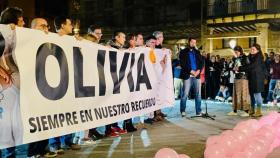 Concentracion en Segovia en recuerdo de Olivia, la niña asesinada en Gijón