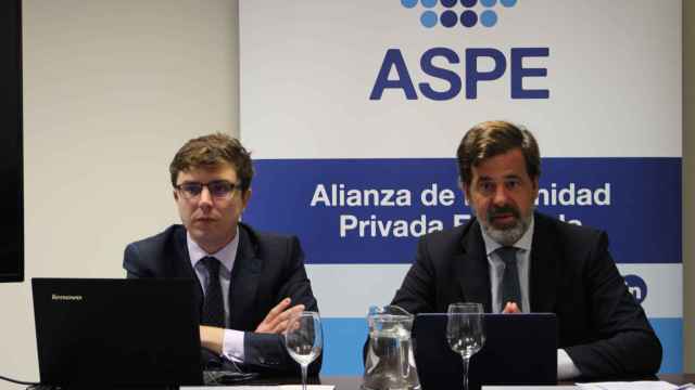 Luis Mendicuti y Carlos Rus, secretario general y presidente de ASPE, respectivamente.