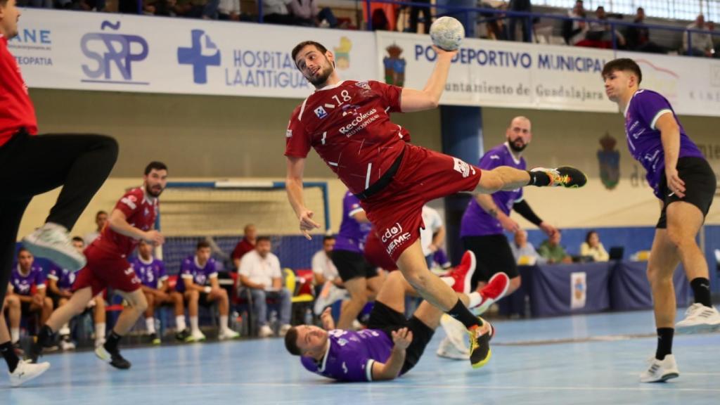 El Atlético Valladolid en el partido contra el Guadalajara