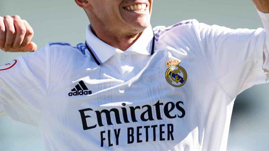 Sergio Arribas celebra su gol con el Real Madrid.