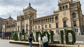 El letrero de Valladolid ya luce con todas sus letras