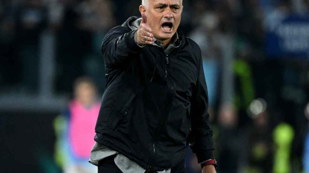 Mourinho, visiblemente enfadado durante el partido.