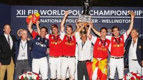 La selección española de polo celebra su victoria en el Mundial 2022 de Estados Unidos