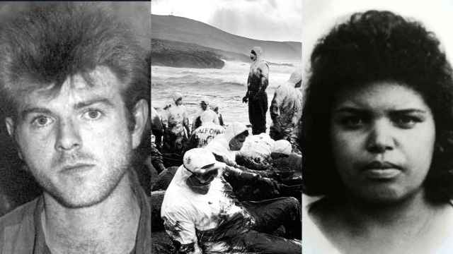 De izquierda a derecha: Miguel Ricart, único condenado por el asesinato de las niñas de Alcàsser; los voluntarios de 'marea branca' recogiendo el crudo del buque Prestige; y Lucrecia Pérez Matos, asesinada por racismo en Madrid.