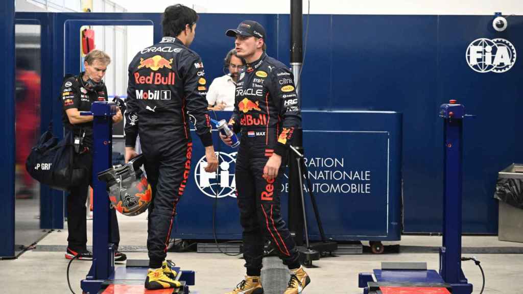 Arde Red Bull: el motivo por el que Verstappen se negó a ayudar a Checo  Pérez en Brasil
