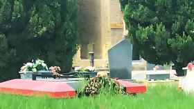 En el cementerio de Alicante se conserva la sepultura de Primo de Rivera, aunque se le enterrase en el Valle de los Caídos.