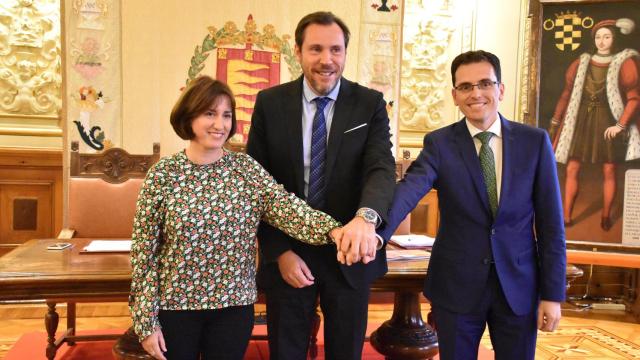 María Sánchez, Óscar Puente y Pedro Herrero