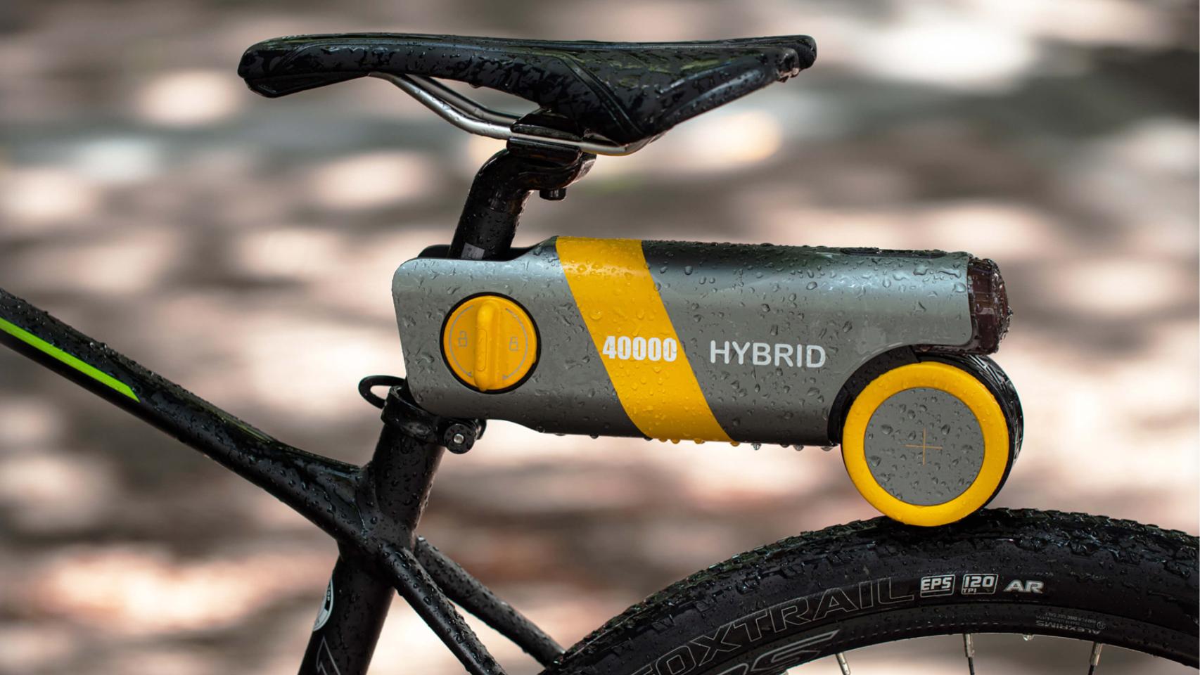 Este gadget transforma cualquier bicicleta en eléctrica en unos segundos