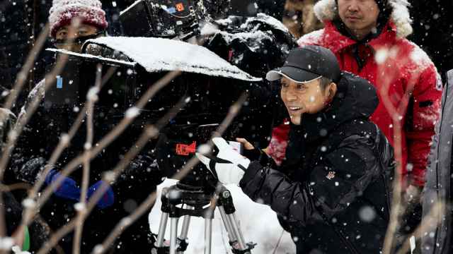 Zhang Yimou en el rodaje de 'Cliff Walkers'