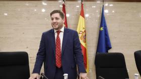 El consejero de Fomento de Castilla-La Mancha, Nacho Hernando, este jueves en las Cortes