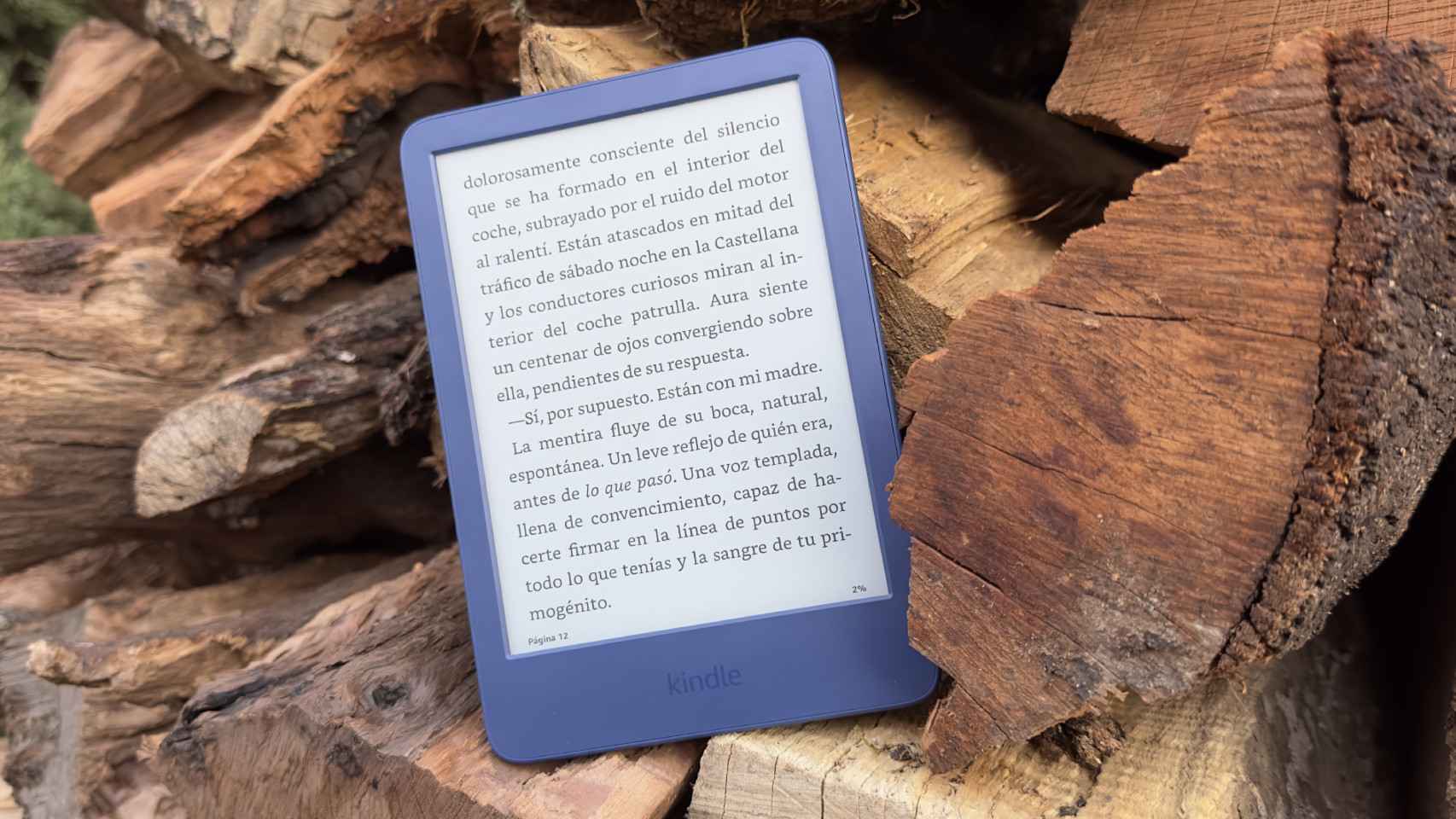 El nuevo Kindle de  es más compacto, ligero y versátil