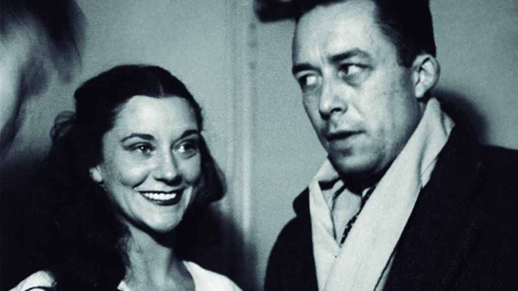 María Casare con Albert Camus.