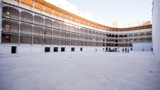 Vista general del frontón Beti Jai durante la visita del alcalde de Madrid, José Luis Martínez-Almeida, en 2020.