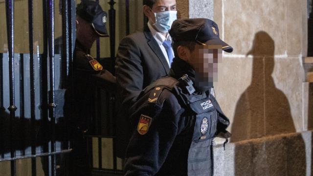 El acusado saliendo de la Audiencia Provincial de Salamanca