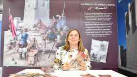 Natividad Casares, alcaldesa de Torrelobatón, en su stand de Intur