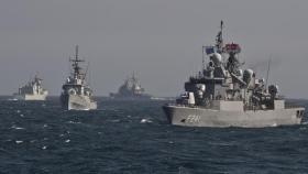 Maniobras de buques de la OTAN en el Mar Báltico.