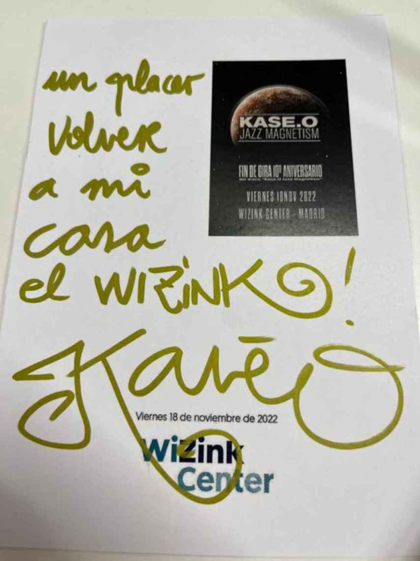 El autógrafo de Kase.O para el muro del WiZink.