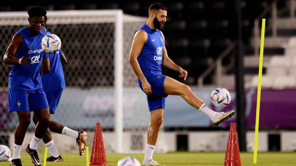 Benzema, en un entrenamiento en Qatar.
