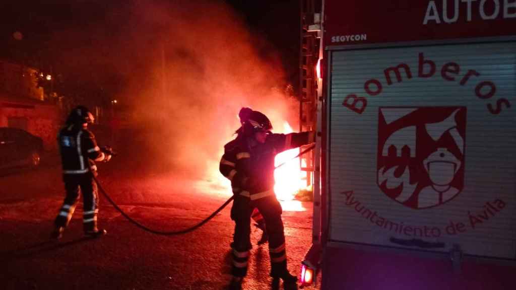 Los bomberos y la policía de Ávila intervienen en cinco sucesos este domingo