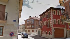 Choque en el cruce de la calle de la Libertad con la Plaza de la Cruz de Cervera de Pisuerga