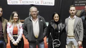 Foto del coloquio en la plaza de toros de La Flecha organizado por el Club Taurino La Flecha