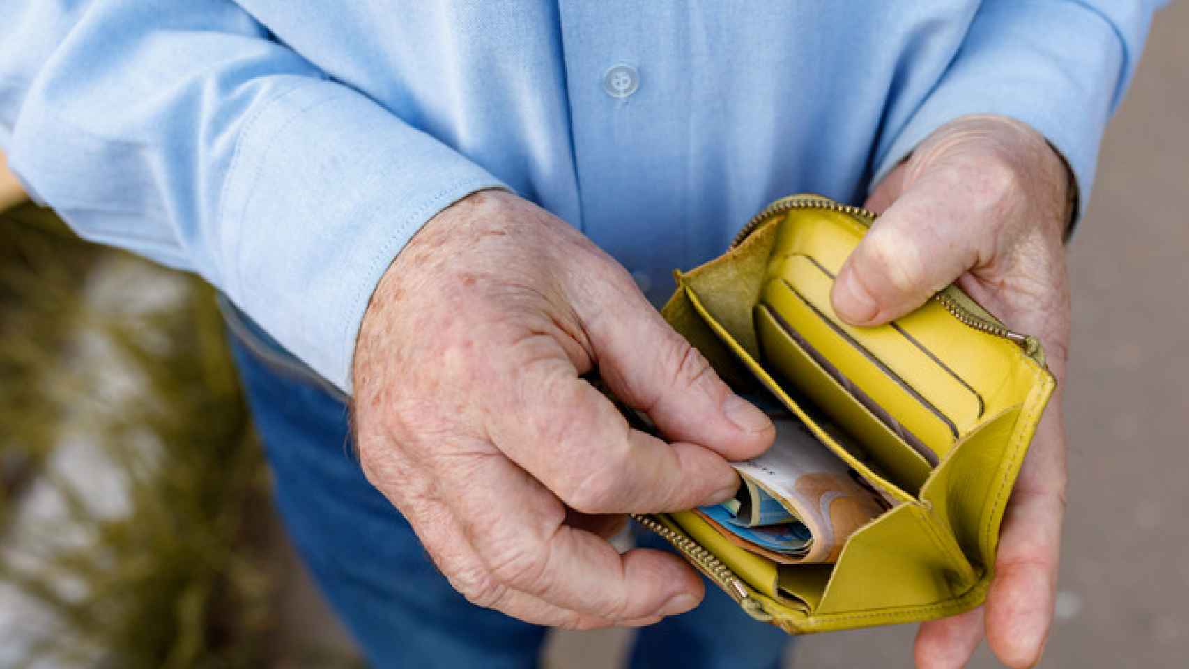 Cuándo cobra la paga extra de Navidad de los pensionistas en noviembre 2022: fechas por bancos