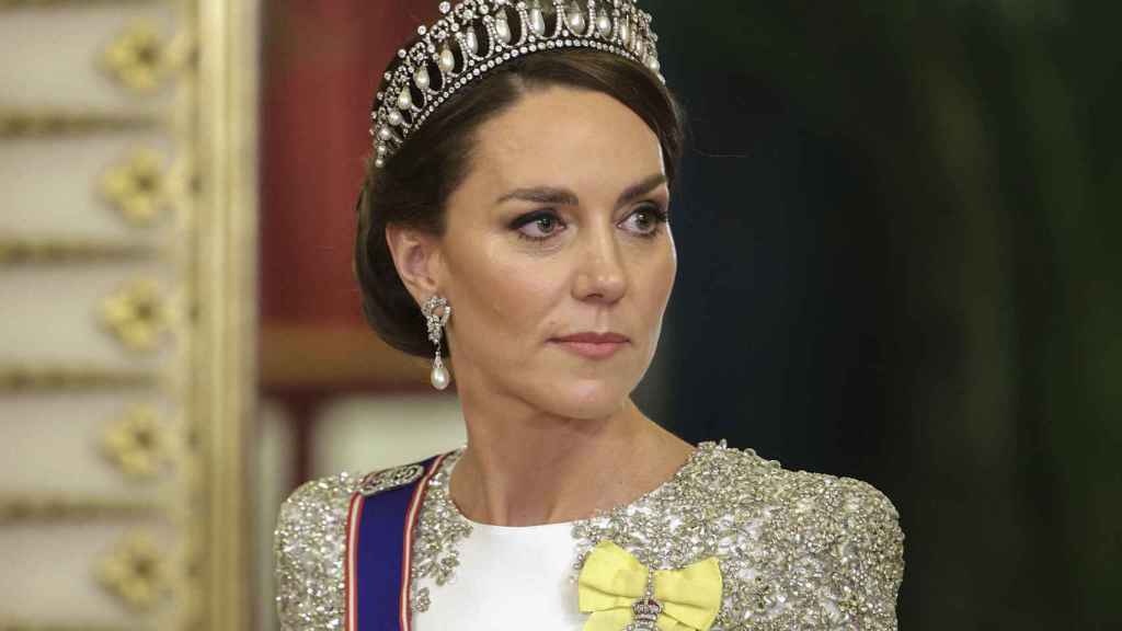 Los pendientes que ha lucido Kate Middleton en el palacio de Buckingham.