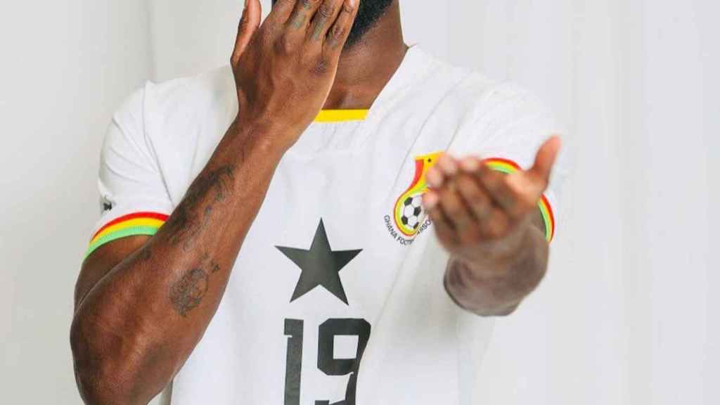 Iñaki Williams con la camiseta de Ghana
