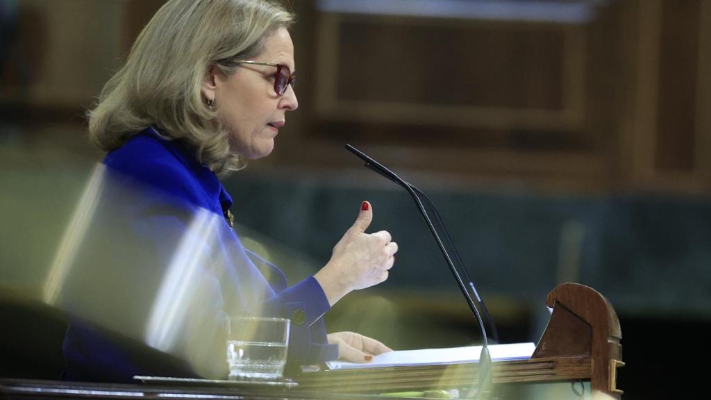La vicepresidenta primera y ministra de Economía, Nadia Calviño, en una intervención en el Congreso.