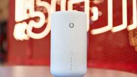 Router 5G de Vodafone que la operadora comercializa como alternativa a la fibra para dar Internet fijo a hogares y empresas.