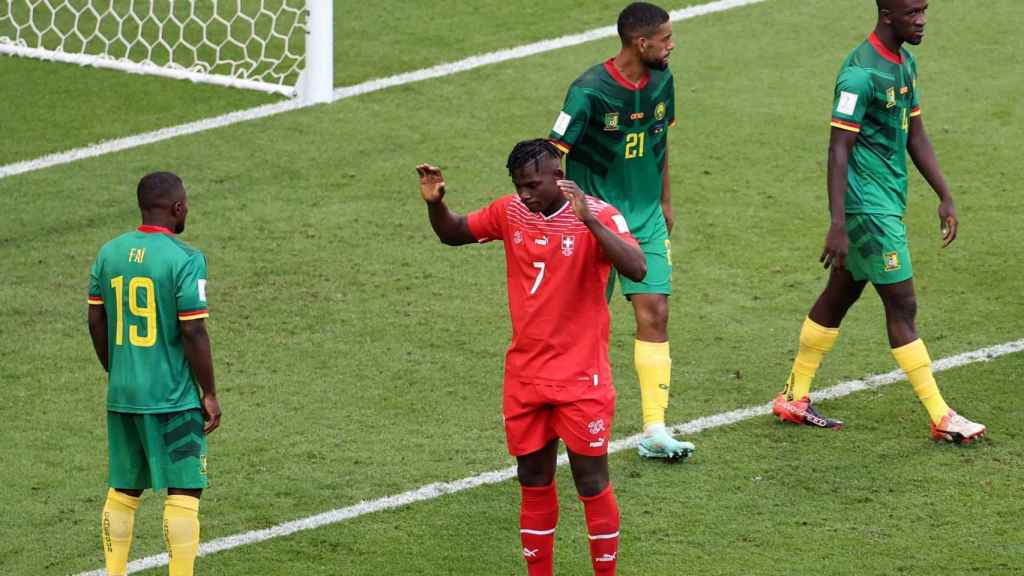 Embolo no celebró su gol contra Camerún en el Mundial de Qatar