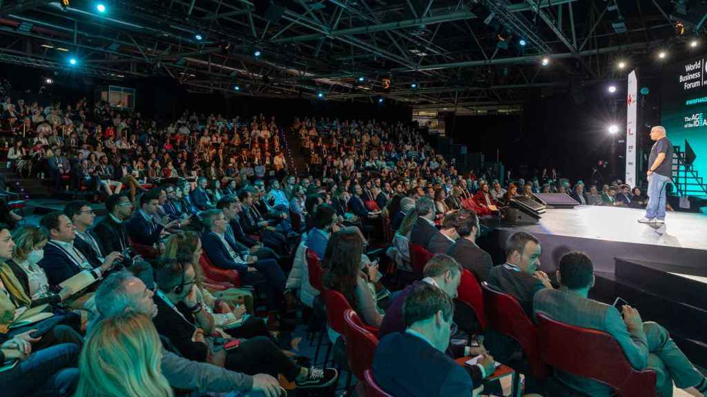 Auditorio de WOBI Madrid 2022 durante la conferencia de Uri Levine.