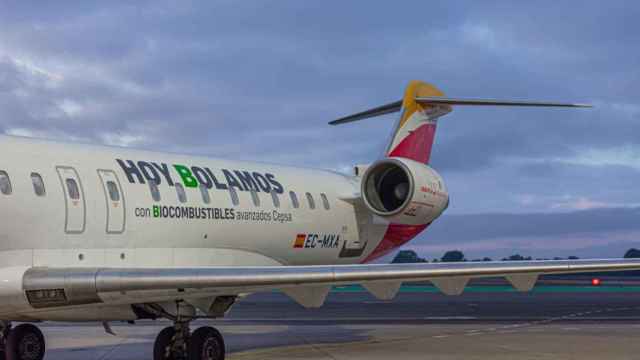 Cepsa pone biocombustible a más de 200 vuelos desde Sevilla, ahora capital europea de la descarbonización