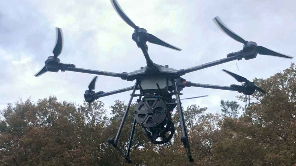 El dron D-GUN en una prueba al aire libre