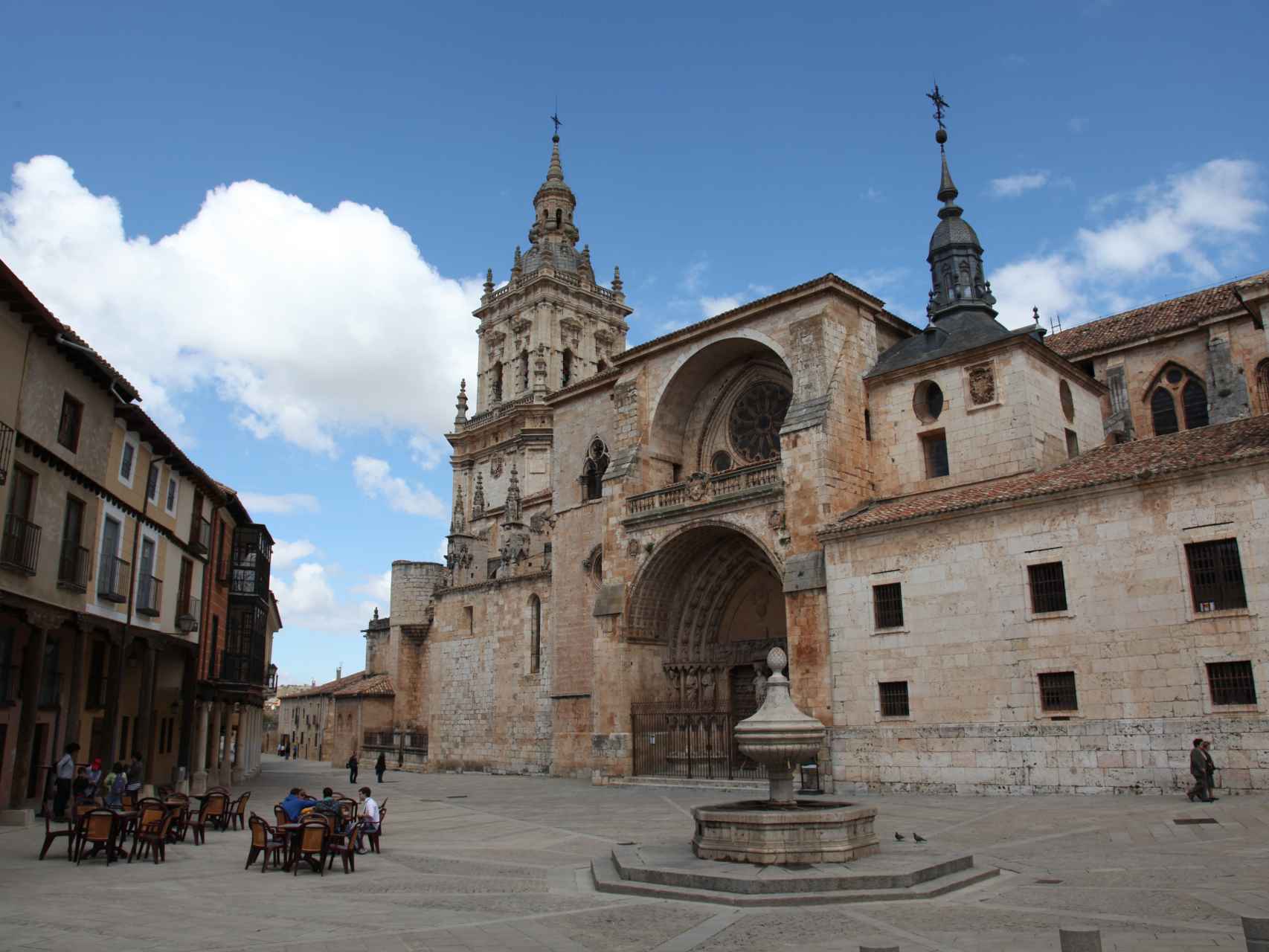 Plaza de la Catedral del Burgo de Osma.