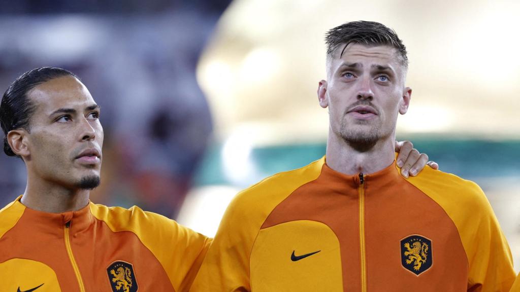 Noppert en su primer partido con Países Bajos en el Mundial