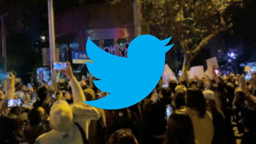 Protestas en China con el logo de Twitter