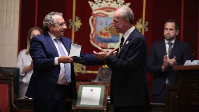 La Universidad de Málaga recibe la Medalla de la Ciudad.