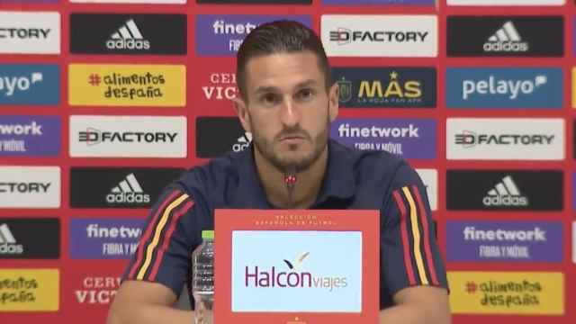 Koke Resurrección durante una rueda de prensa con la selección española