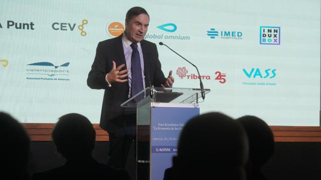 Pedro J. Ramírez, presidente ejecutivo y director de EL ESPAÑOL, durante la apertura del Foro Económico Valenciano.