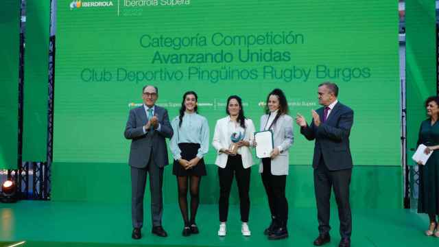 El premio recibido por Pingüinas Rugby Burgos