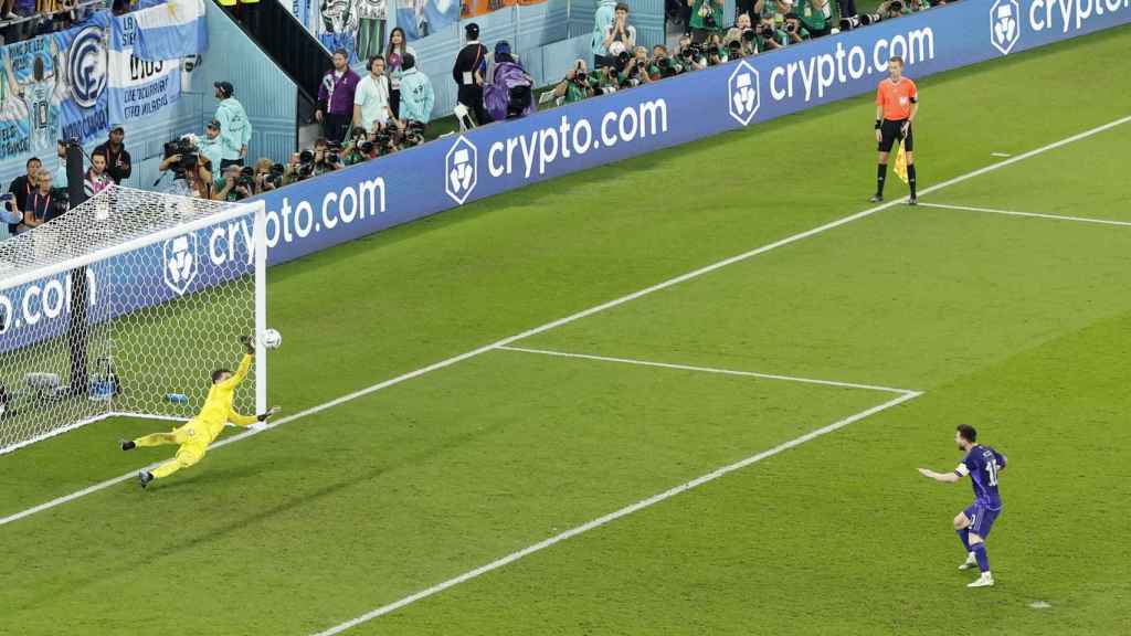 La parada de Szczesny al penalti que lanzó Messi