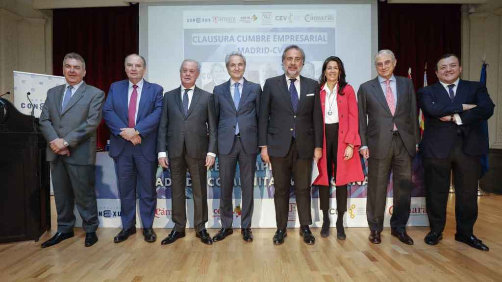 Empresas del eje Madrid-Valencia piden multiplicar por 10 el ritmo de instalación de cargadores eléctricos